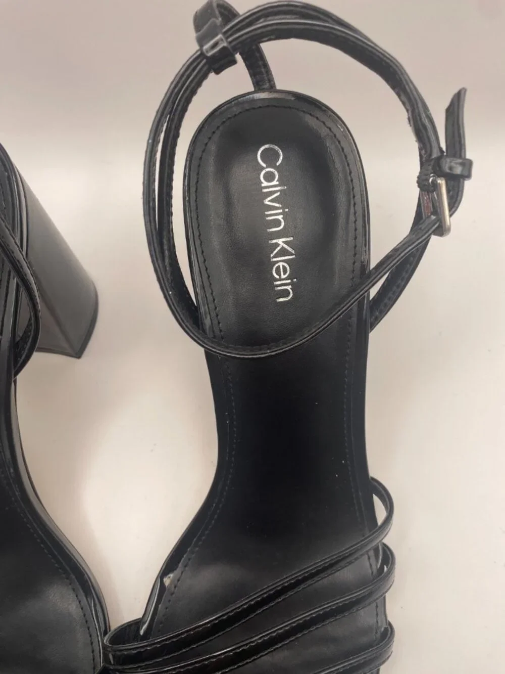 Calvin Klein Womens Quiva Black Strap Heel Sandal Sz 10